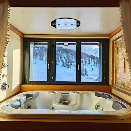 Apartmán Hostdomus - 007 Luxury Sestriere