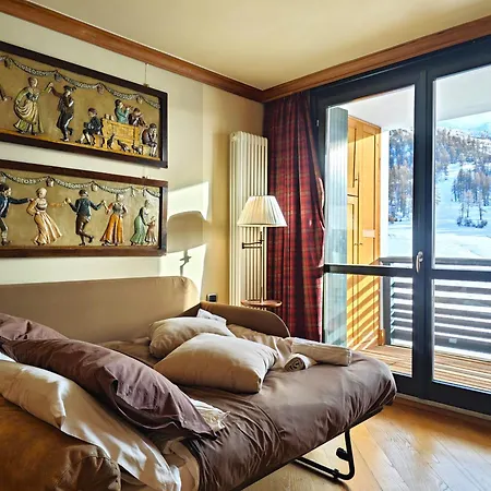 Hostdomus - 007 Luxury Apartmán Sestriere