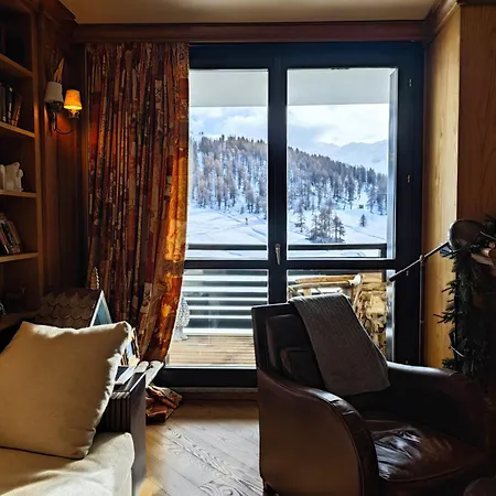 شقة Hostdomus - 007 Luxury سيستريير