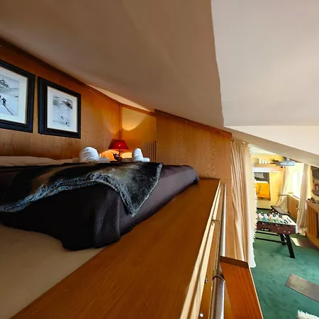 Hostdomus - 007 Luxury Apartman Sestriere
